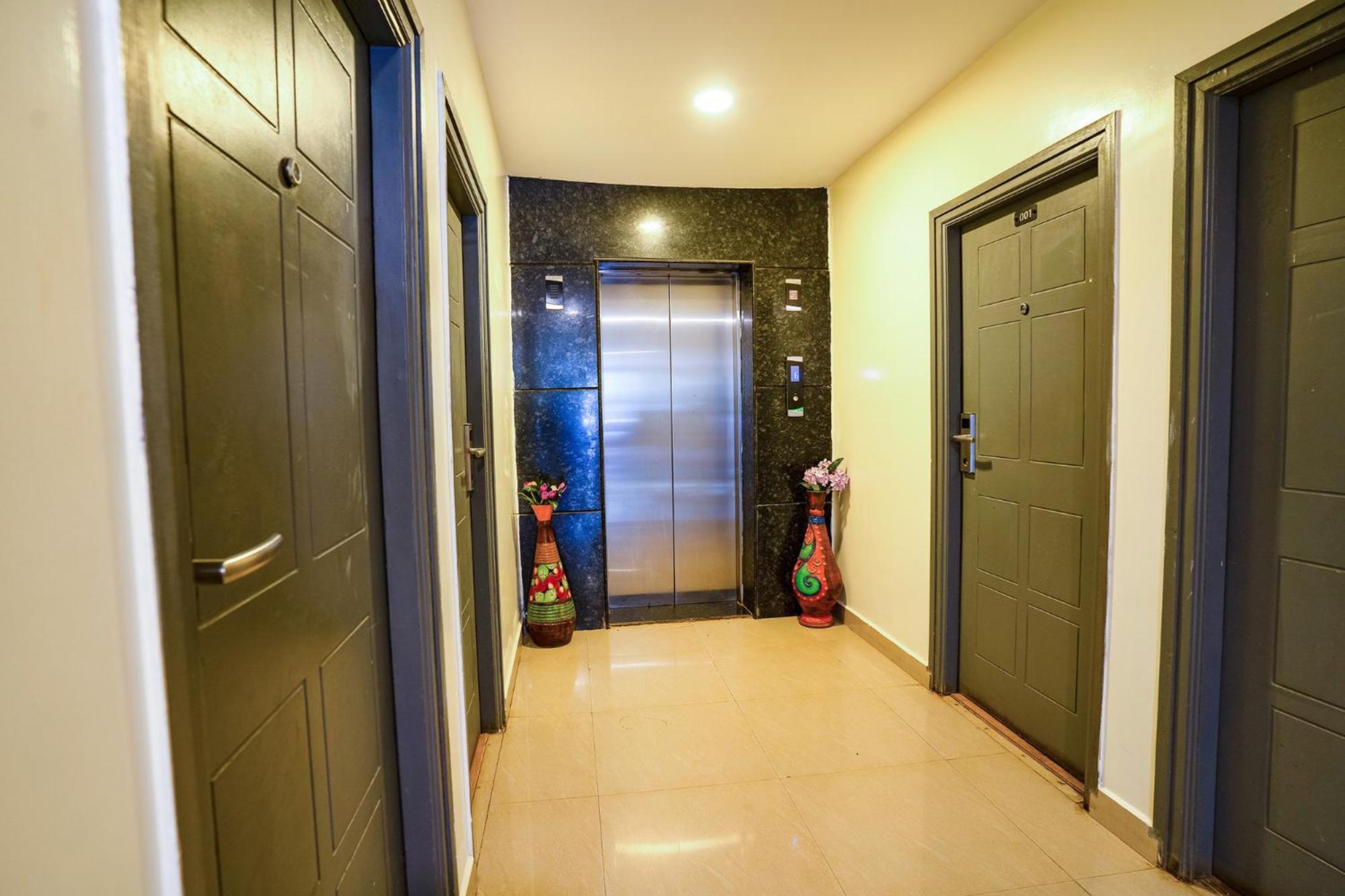 Fabhotel Royal Sterling- Manyata Tech Park Bangalore Ngoại thất bức ảnh